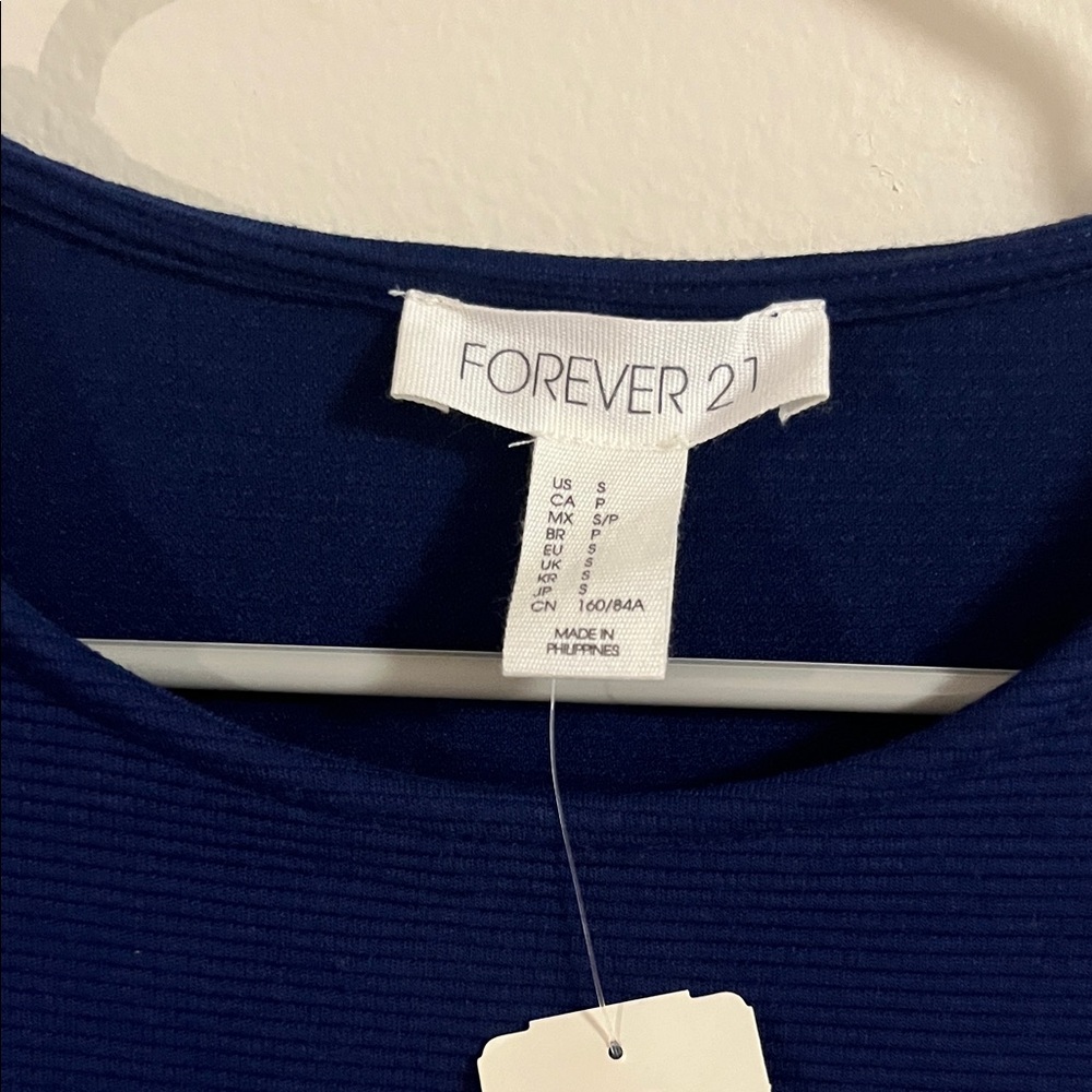 Forever 21 Deep Blue Ribbed Top - Picture 2 of 5